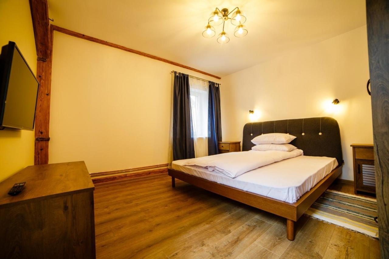 شقة Alpine Loft Câmpulung Moldovenesc المظهر الخارجي الصورة